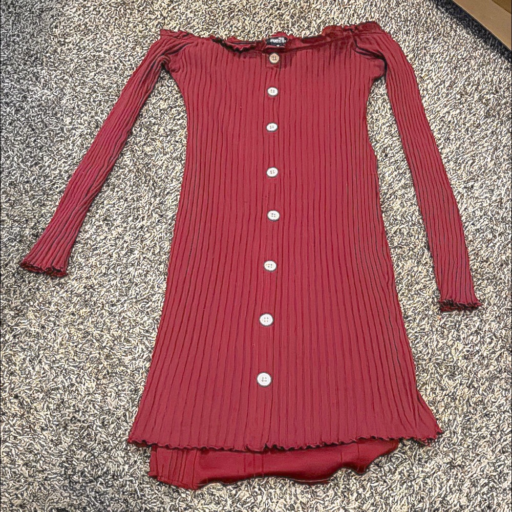 Maroon tight dress from Rue 21- Size Medium!
